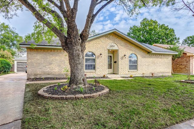 8707 Collingsdale Road, La Porte, TX 77571