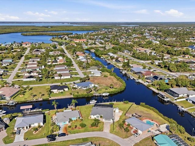 18350 VAN NUYS CIRCLE, Port Charlotte, FL 33948