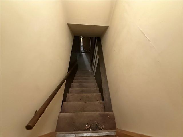 7216 Beverly Street, Overland Park, KS 66204