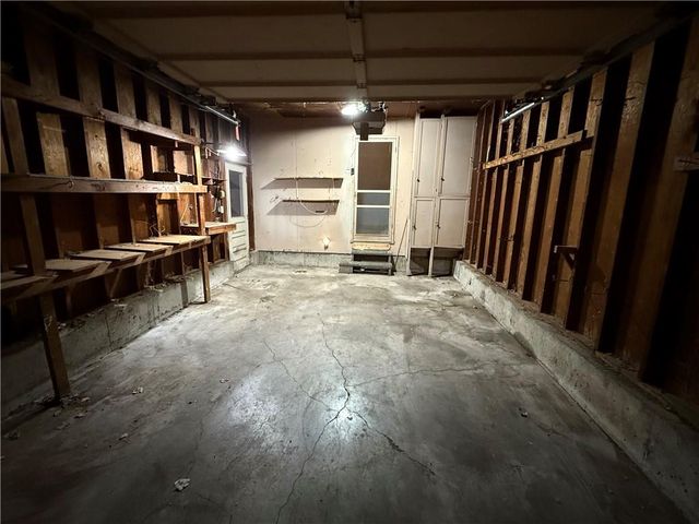 7216 Beverly Street, Overland Park, KS 66204