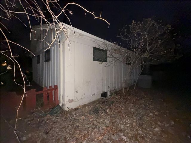 7216 Beverly Street, Overland Park, KS 66204