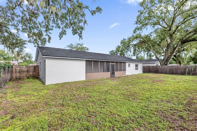 2433 BENJAMIN DRIVE, Kissimmee, FL 34744