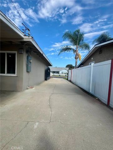 1065 S Prospero Drive, Glendora, CA 91740