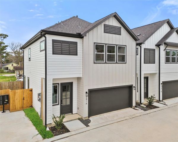 241 Rebecca Street B, Houston, TX 77022
