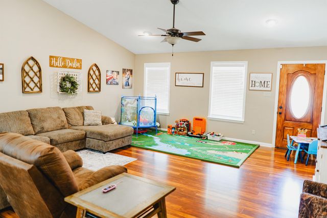 185 Whitetail Ln, Monticello, AR 71655