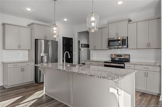 326 Glee Street, Hope Mills, NC 28348