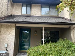 304 HAMPSHIRE DR, Plainsboro, NJ 08536