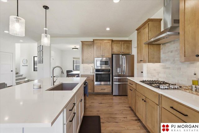 2721 N 182nd Avenue, Elkhorn, NE 68022