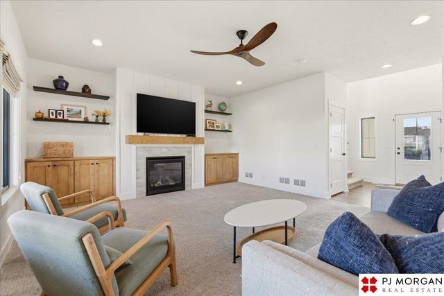 2721 N 182nd Avenue, Elkhorn, NE 68022