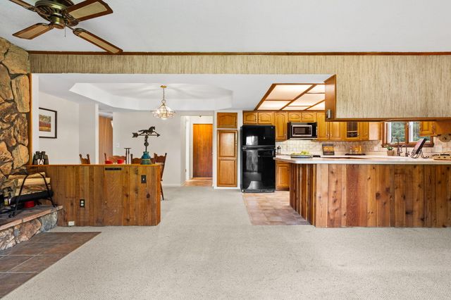 10663 Hall Road, Whitmore Lake, MI 48189