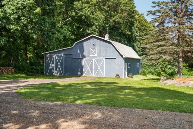 10663 Hall Road, Whitmore Lake, MI 48189