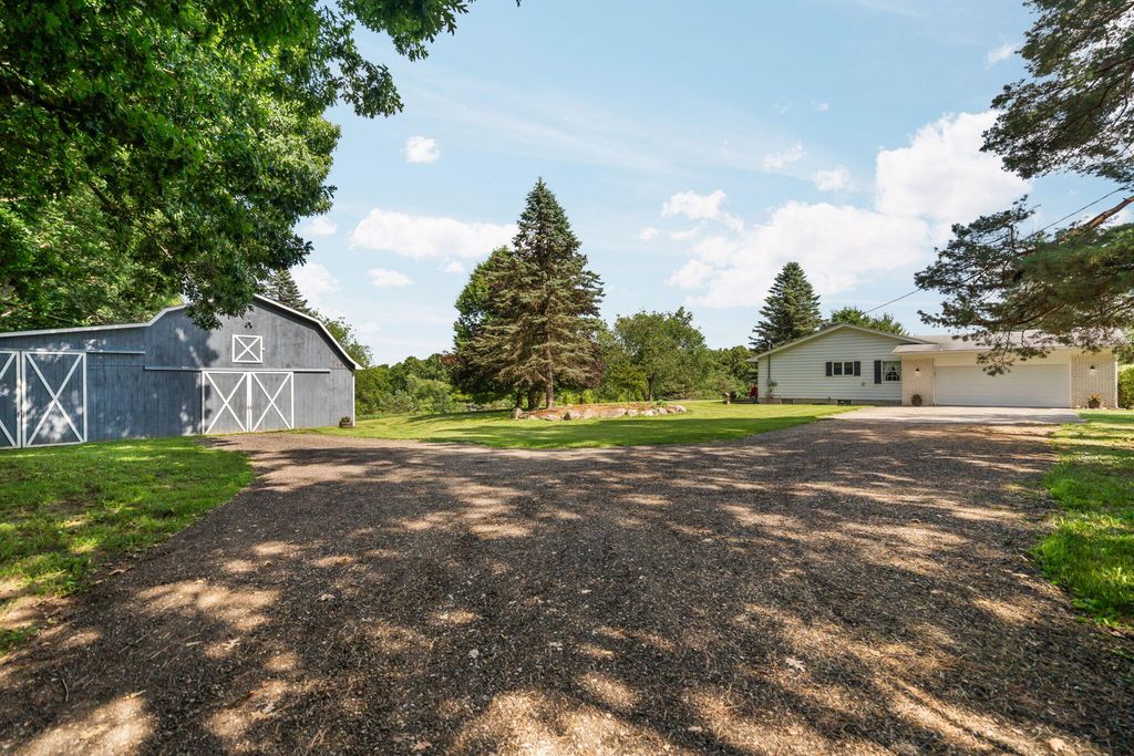10663 Hall Road, Whitmore Lake, MI 48189