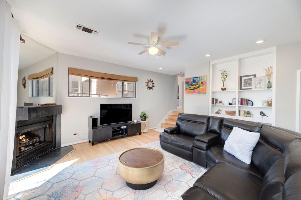 1707 Spyglass DR 58, Austin, TX 78746