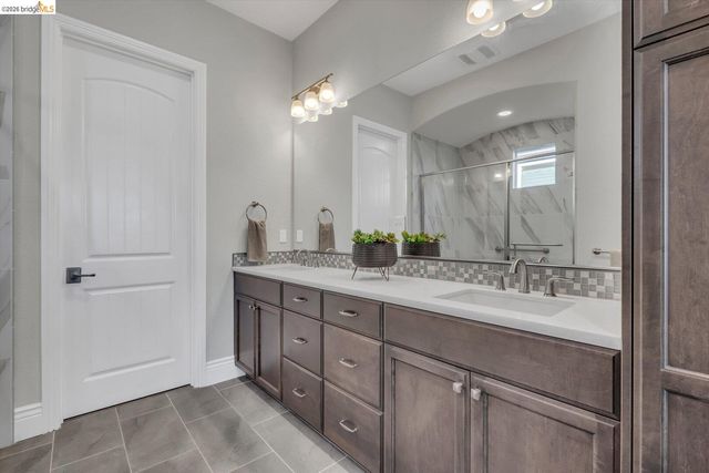 2002 Tempranillo LN, Brentwood, CA 94513