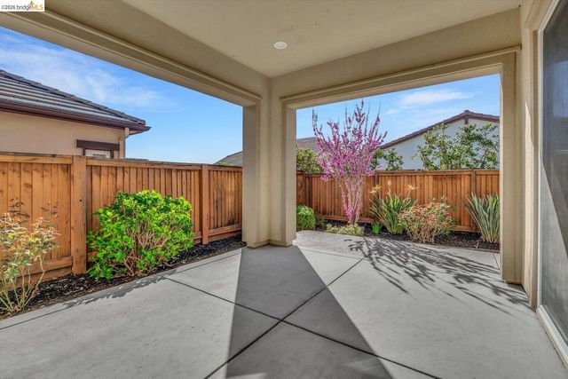 2002 Tempranillo LN, Brentwood, CA 94513