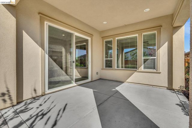 2002 Tempranillo LN, Brentwood, CA 94513