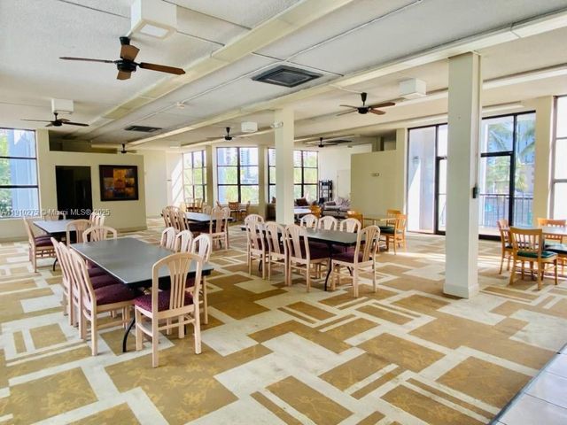 800 Parkview Dr 726, Hallandale Beach, FL 33009