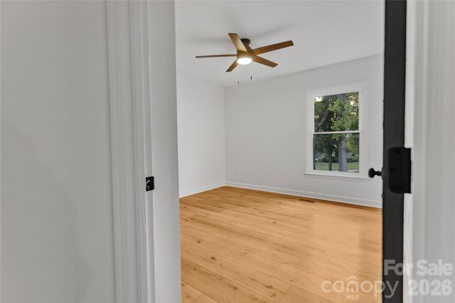 3730 Club House Drive NE, Conover, NC 28613