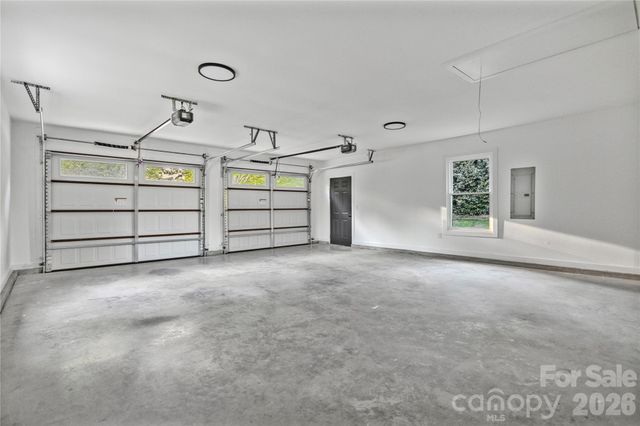 3730 Club House Drive NE, Conover, NC 28613
