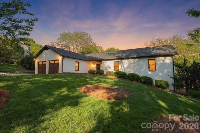 3730 Club House Drive NE, Conover, NC 28613