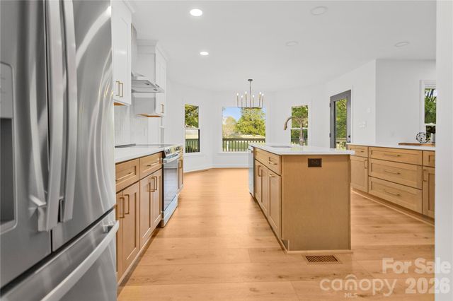 3730 Club House Drive NE, Conover, NC 28613
