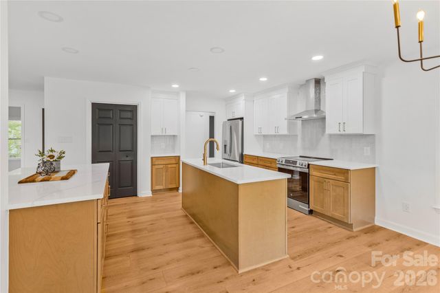 3730 Club House Drive NE, Conover, NC 28613