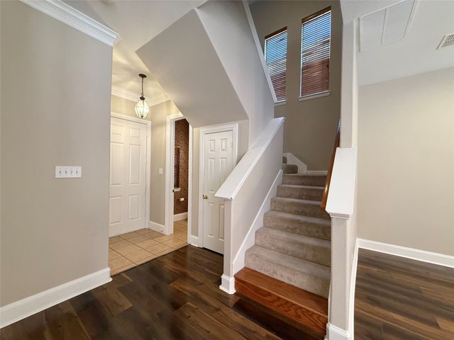 532 Silver Maple Drive, Irving, TX 75063