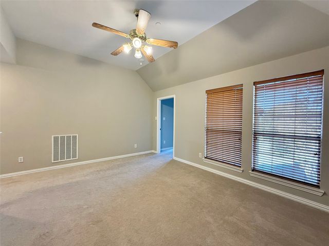 532 Silver Maple Drive, Irving, TX 75063