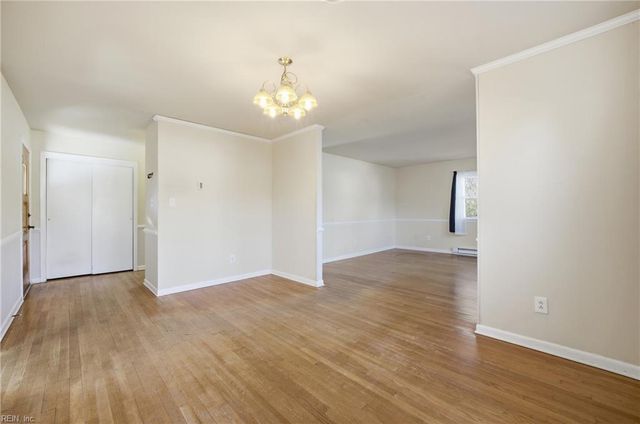 1001 Lyndon CIR, Newport News, VA 23605