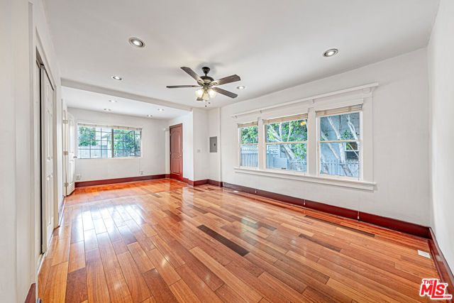 1044 S St Andrews Place, Los Angeles, CA 90019