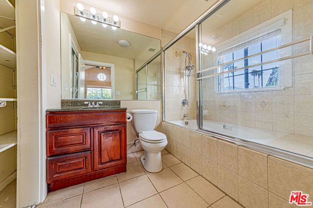 1044 S St Andrews Place, Los Angeles, CA 90019