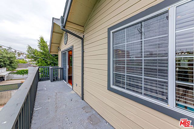 1044 S St Andrews Place, Los Angeles, CA 90019