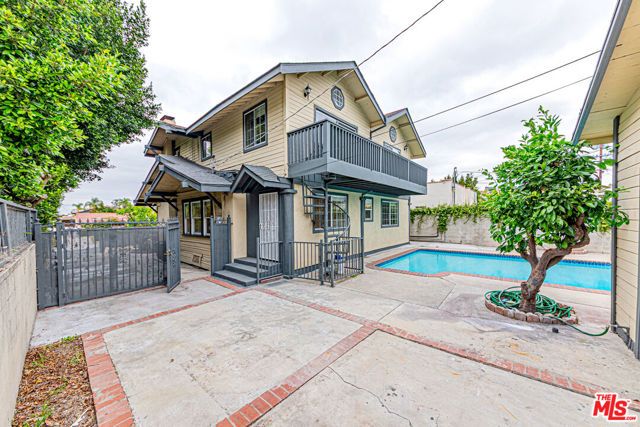 1044 S St Andrews Place, Los Angeles, CA 90019