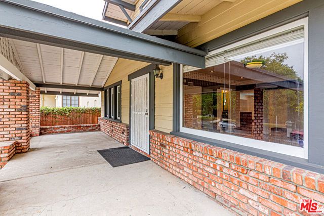 1044 S St Andrews Place, Los Angeles, CA 90019