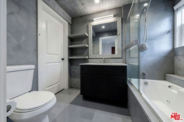 1044 S St Andrews Place, Los Angeles, CA 90019