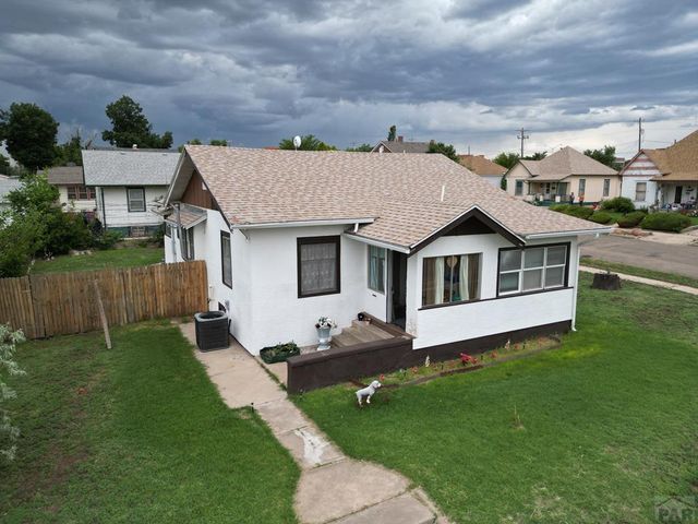 318 W 10th St, La Junta, CO 81050