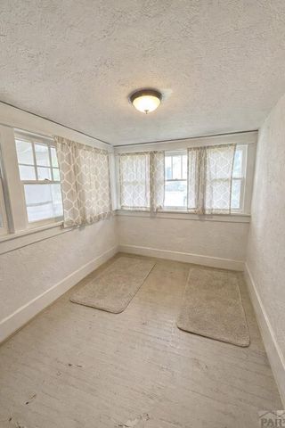 318 W 10th St, La Junta, CO 81050