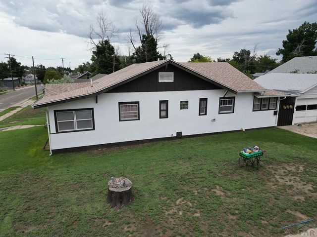318 W 10th St, La Junta, CO 81050