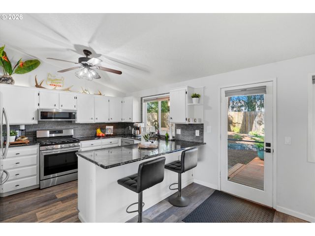 14875 Sw HEIDI Ct, Portland, OR 97224