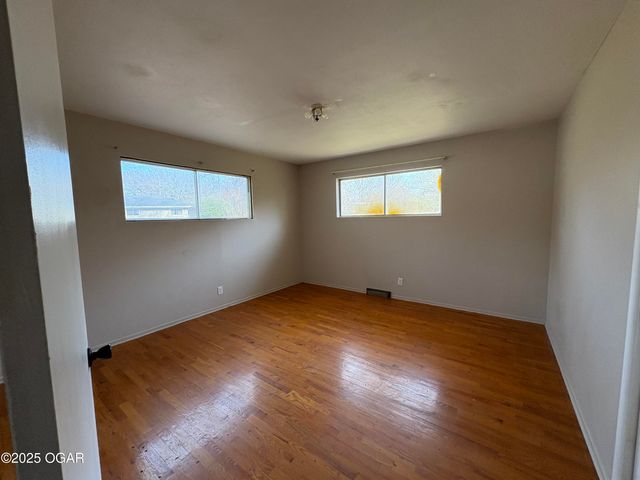 4517 S Wall Avenue, Joplin, MO 64804