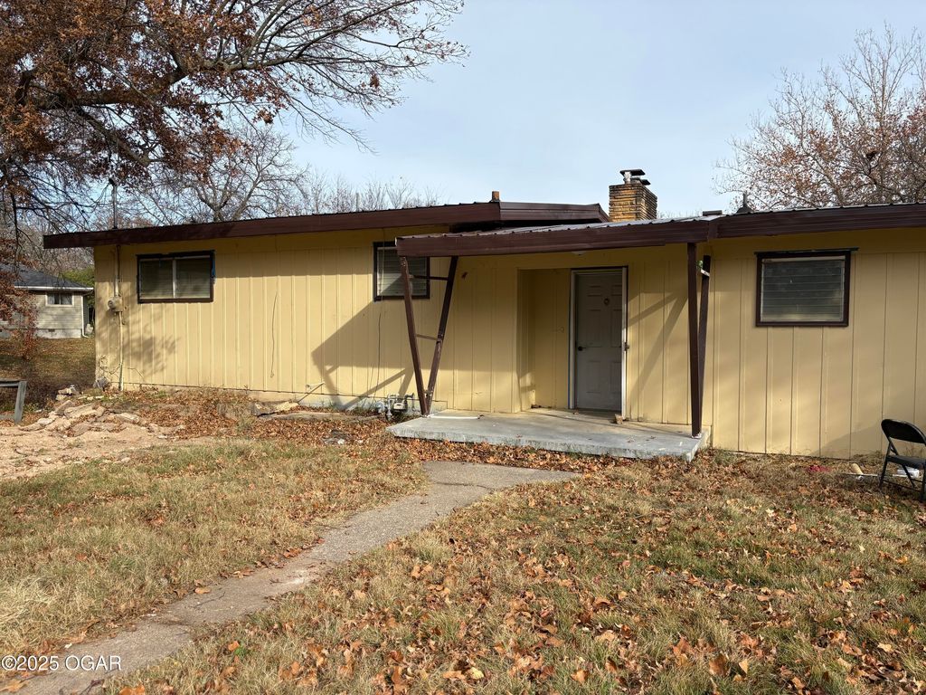 4517 S Wall Avenue, Joplin, MO 64804