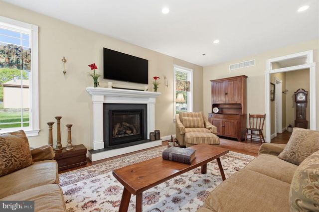 43 TWINING FORD RD, Richboro, PA 18954