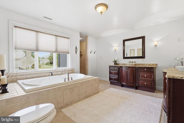 43 TWINING FORD RD, Richboro, PA 18954