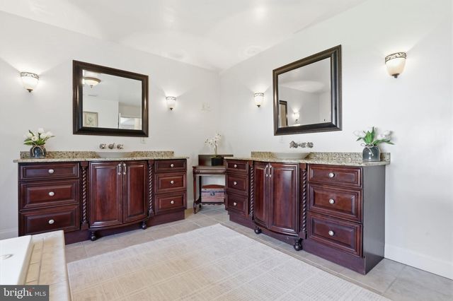 43 TWINING FORD RD, Richboro, PA 18954