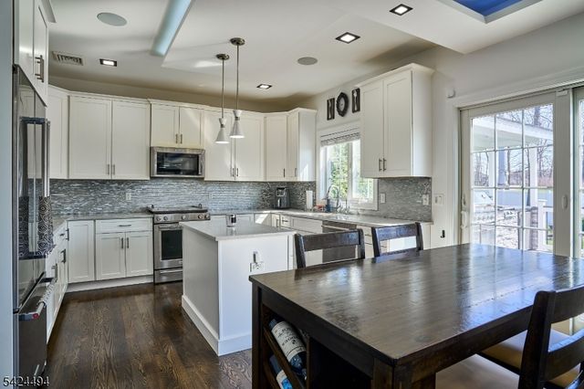 62 Colonial Woods Dr, West Orange Twp., NJ 07052