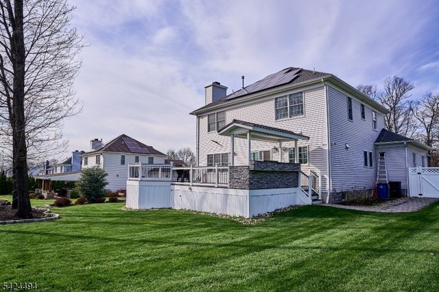 62 Colonial Woods Dr, West Orange Twp., NJ 07052