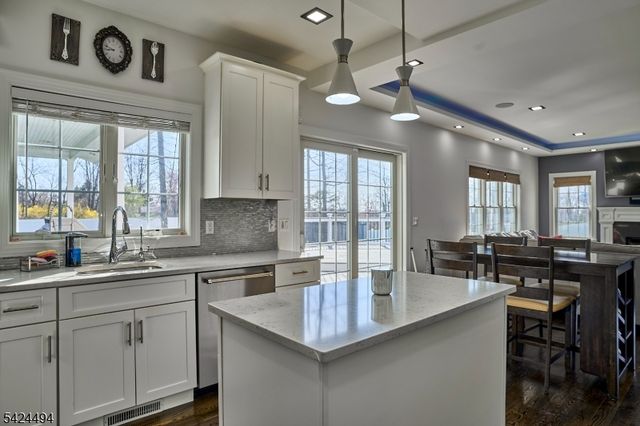 62 Colonial Woods Dr, West Orange Twp., NJ 07052