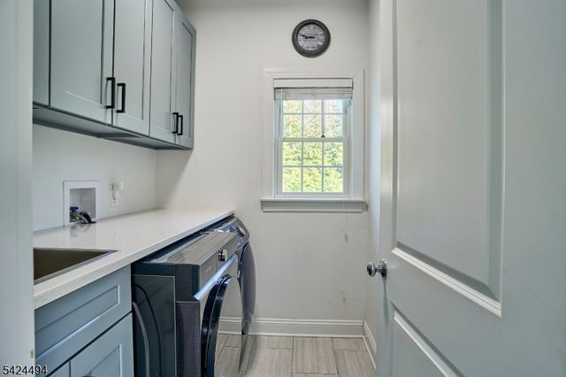 62 Colonial Woods Dr, West Orange Twp., NJ 07052