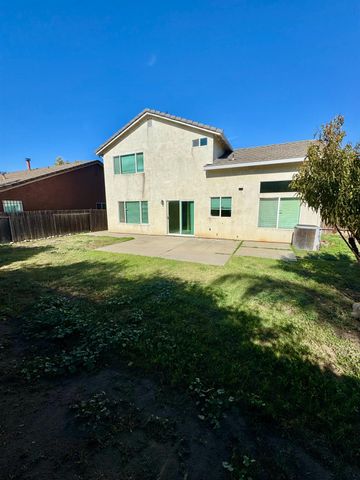 3738 Luisa Kayasso Ln, Stockton, CA 95206