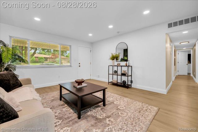 41981 Quince Drive, Novi, MI 48375